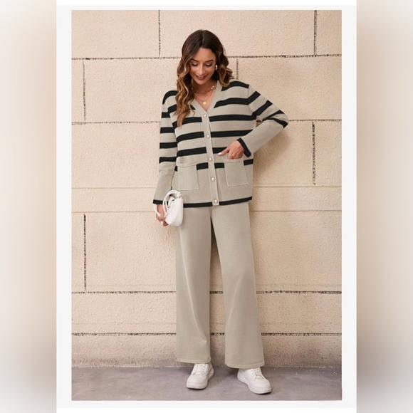 Viottiset 2 Piece Outfit/Lounge Wear #1206 NWOT - Picture 11 of 13